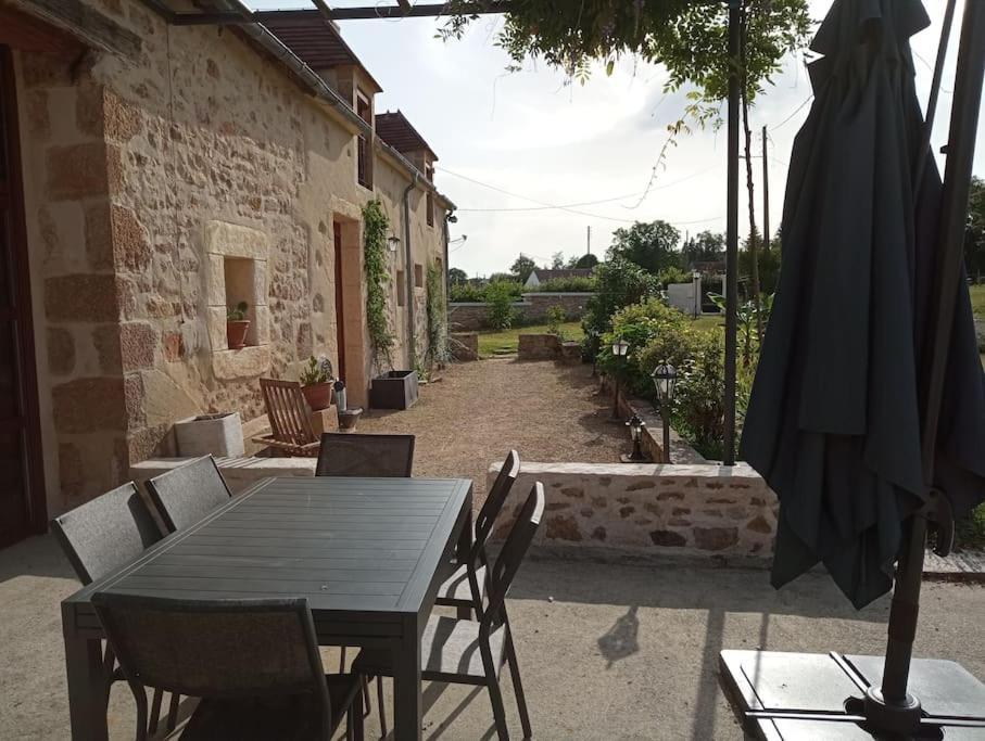 Longere Berrichonne, Calme Absolu, 13 Personnes Villa Saint-Pierre-les-Etieux Exterior photo